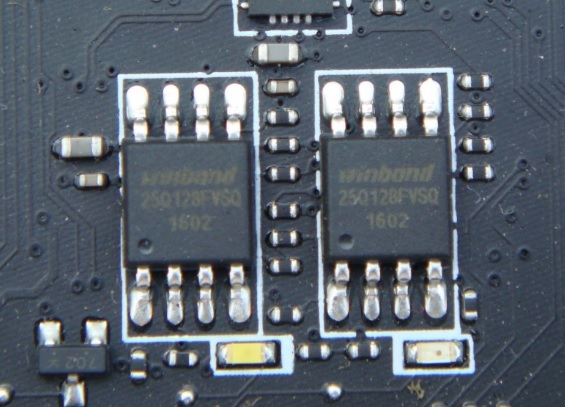 Fig. 3 – Les deux copies d’un firmware UEFI sur une carte mère MSI